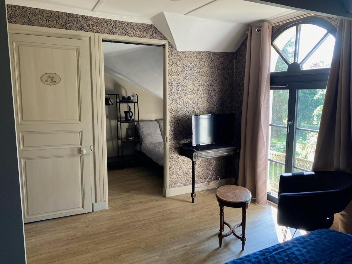 Le Castel De Brehemont Bed & Breakfast Ngoại thất bức ảnh